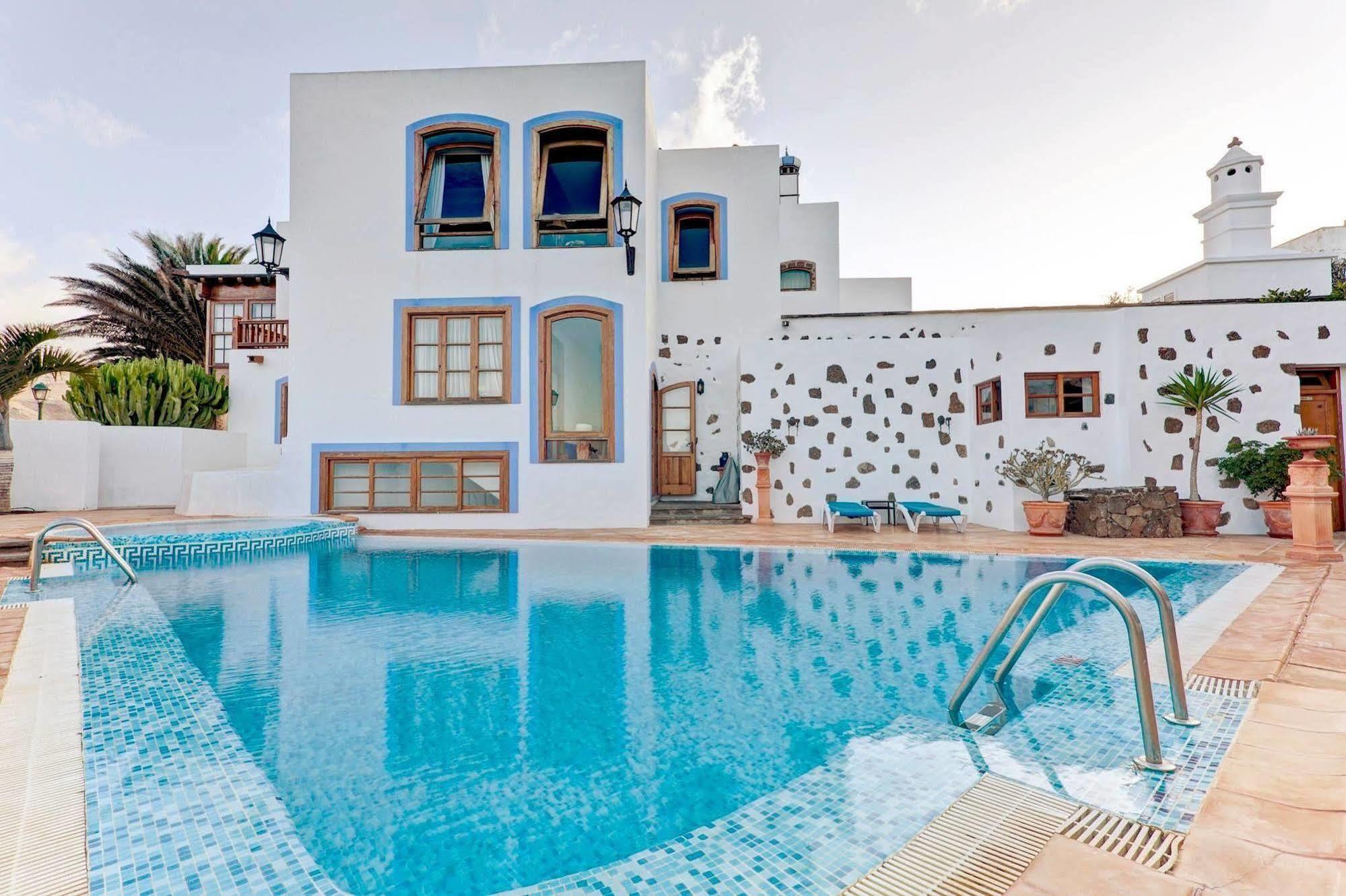 La Casona De Yaiza * Yaiza (Lanzarote)